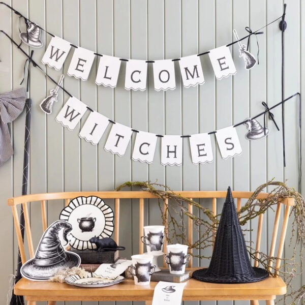 Banner Halloween “Welcome Witches”
