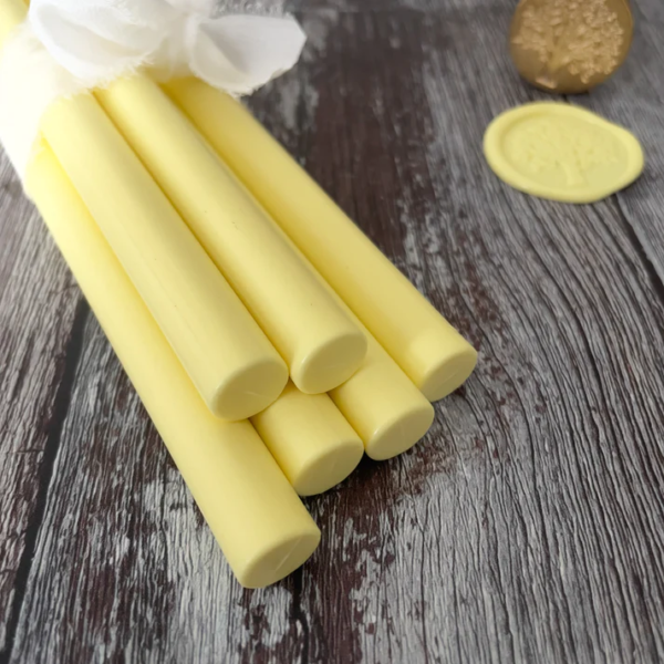Stick Ceralacca Giallo pastello